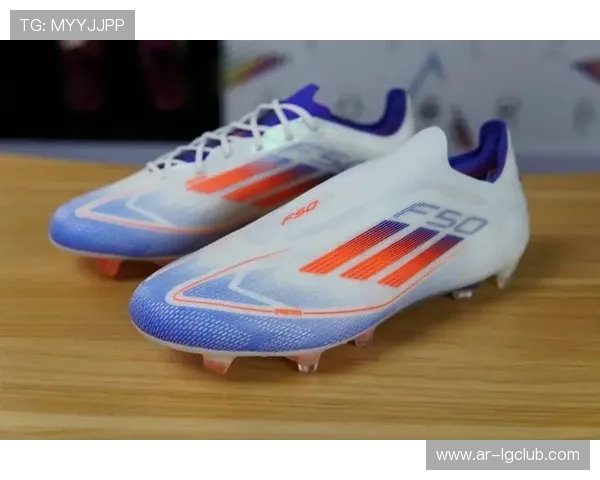 真皮足球鞋为何价格更高探析其材质工艺与性能优势